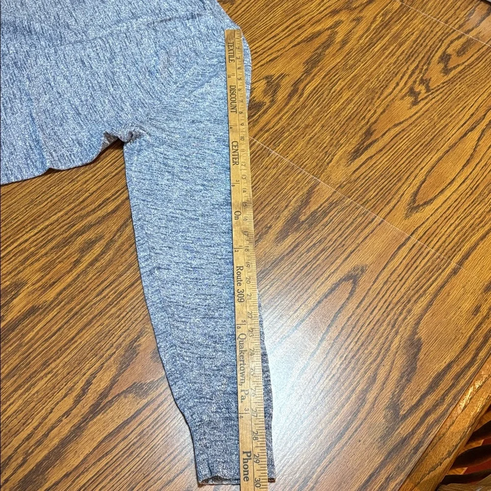 Men’s j. Crew light weight sweater